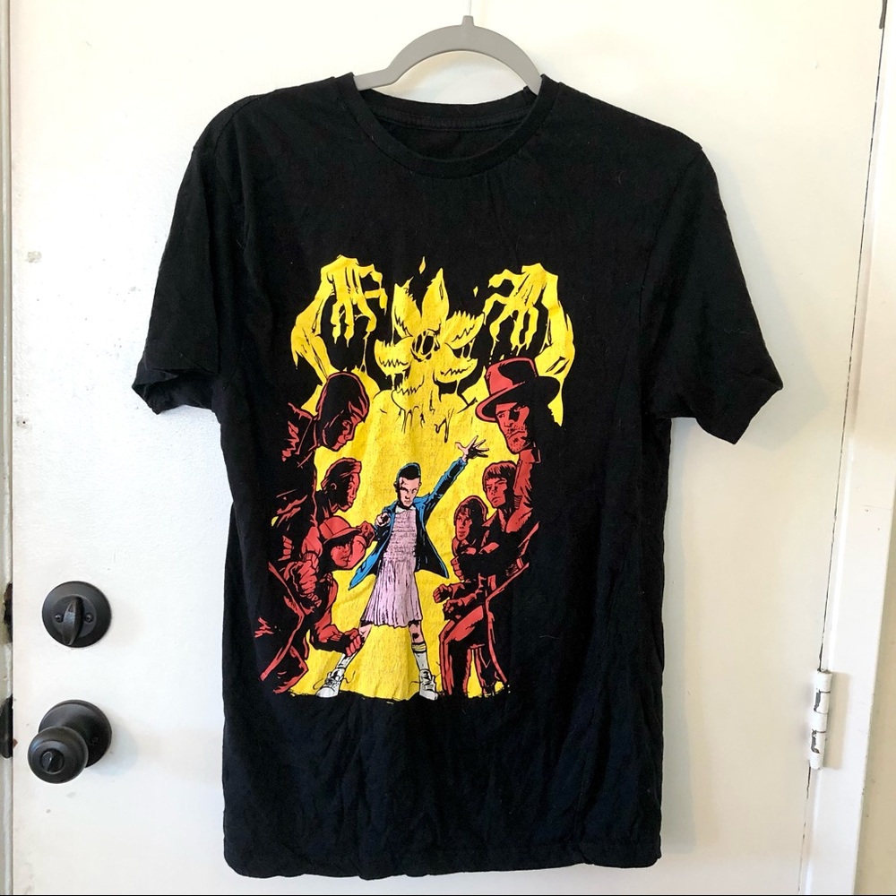 Loot Crate Stranger Things Eleven Mans Graphic T-Shirt LARGE Black Tee